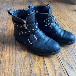 Girls Steve Madden studded ankle boots